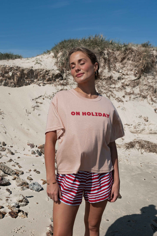 On Holiday Tee | Dusty Pink