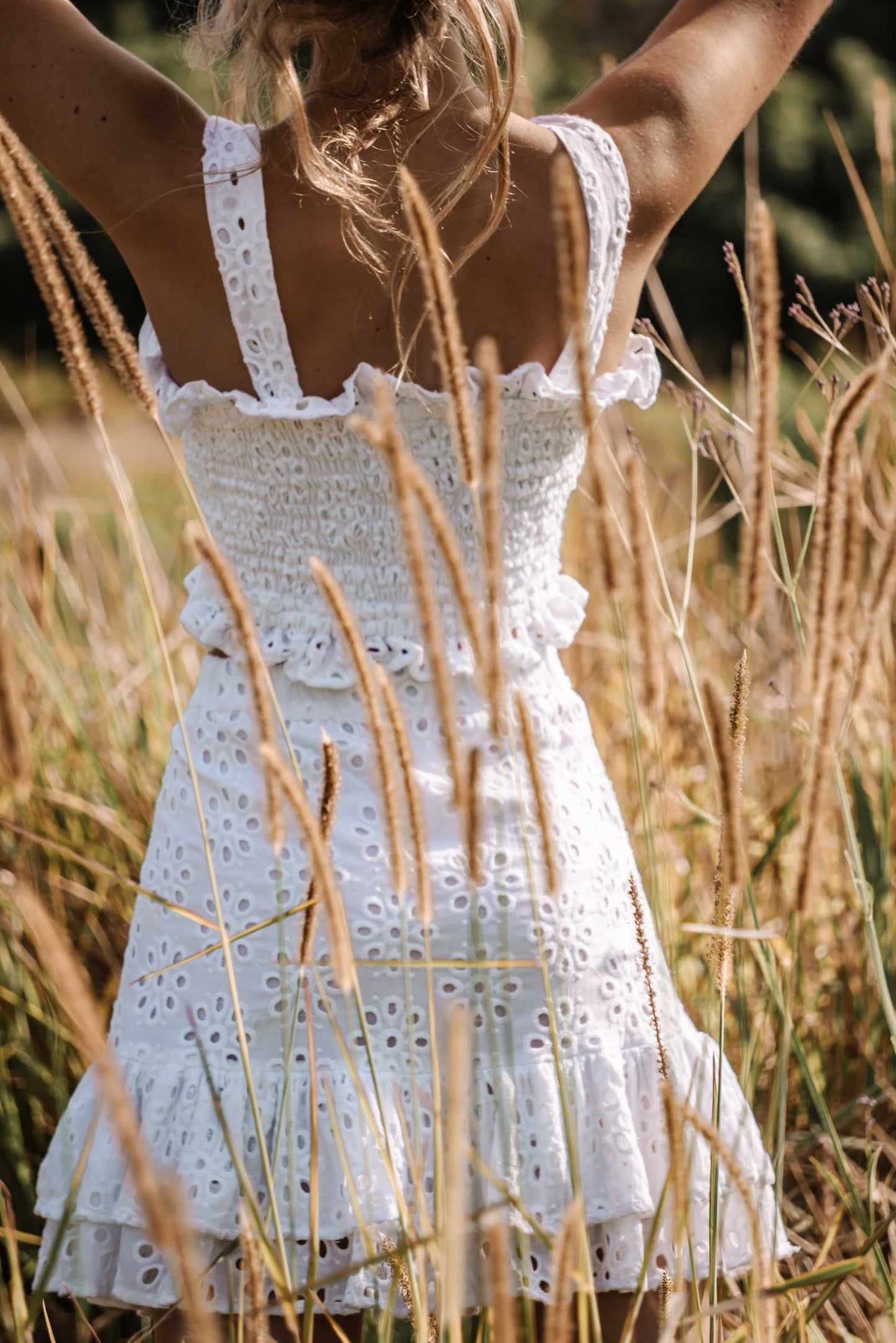 Odette Ruffle Mini | White
