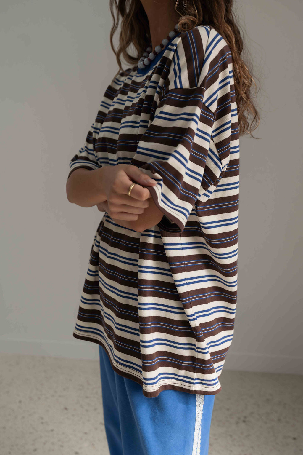 The Scotti Tee | Stripe Blue/Brown