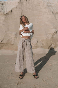 womens wide leg full length relaxed fit pant in mocha neutral brown gingham print elastic waist with drawstring