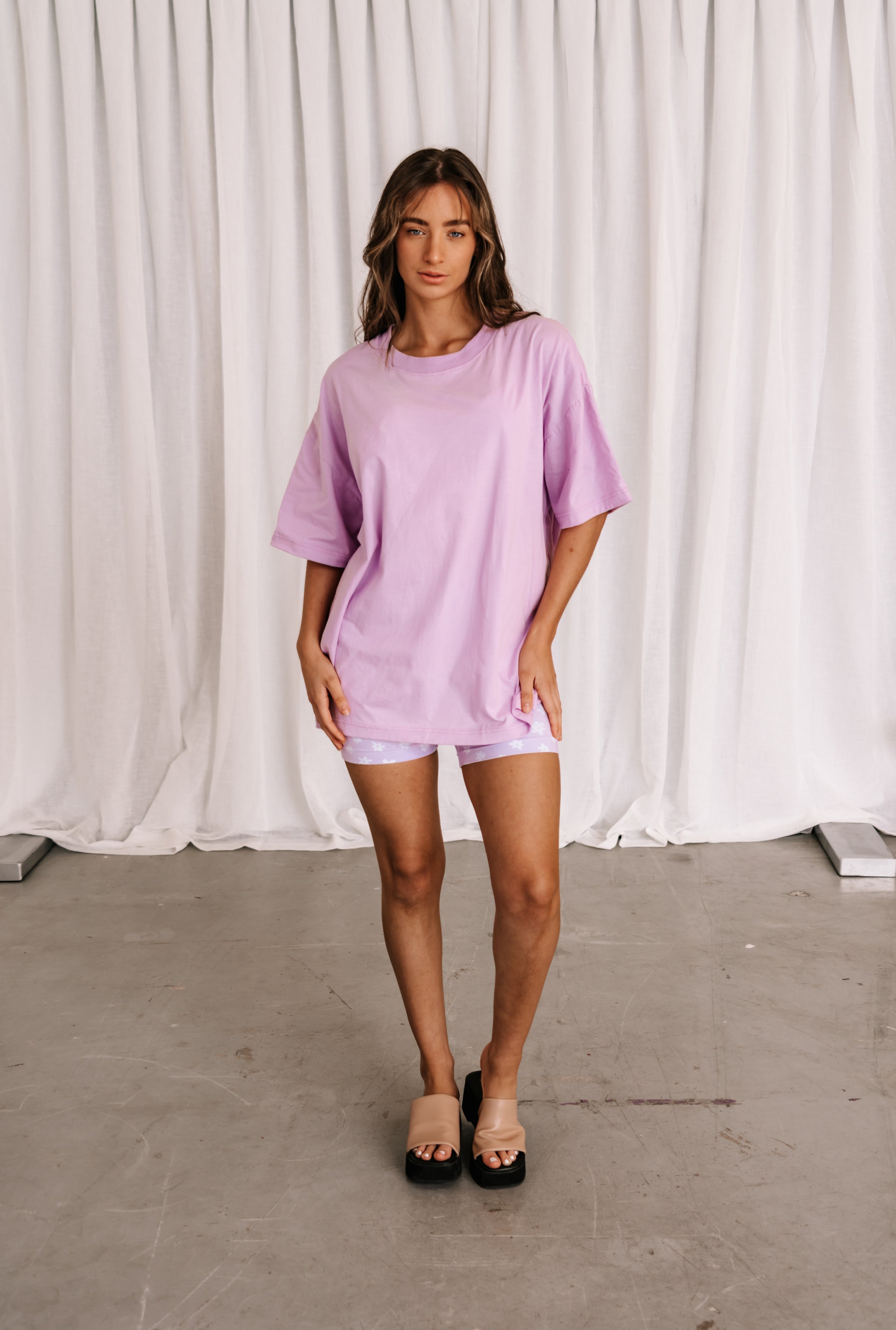 Astrid Oversized Tee | Lavender – häll störe
